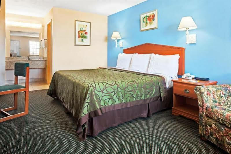 ซูเปอร์ 8 บาย วินด์แฮม เทอร์เรล Hotel เทอร์เรลล์ ภายนอก รูปภาพ